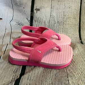 Nike Little Celso Swoosh Flip Flop Sandals Baby Girl Size 6C Barbie Pink‎ GUC
